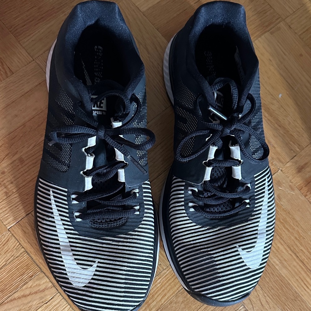 Nike Zoom Speed TR Striped Black and White Sneakers